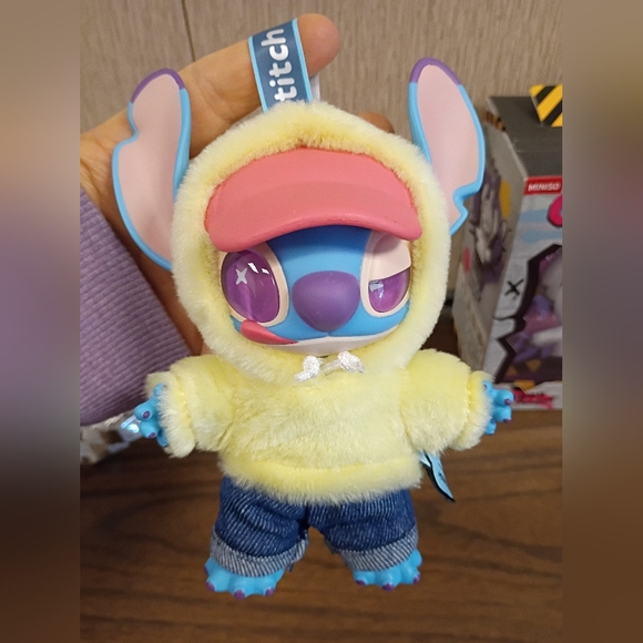 Miniso Stitch Gen Z Street Series Vinyl Plush Pendant Disney - Flash.. - Picture 4 of 8
